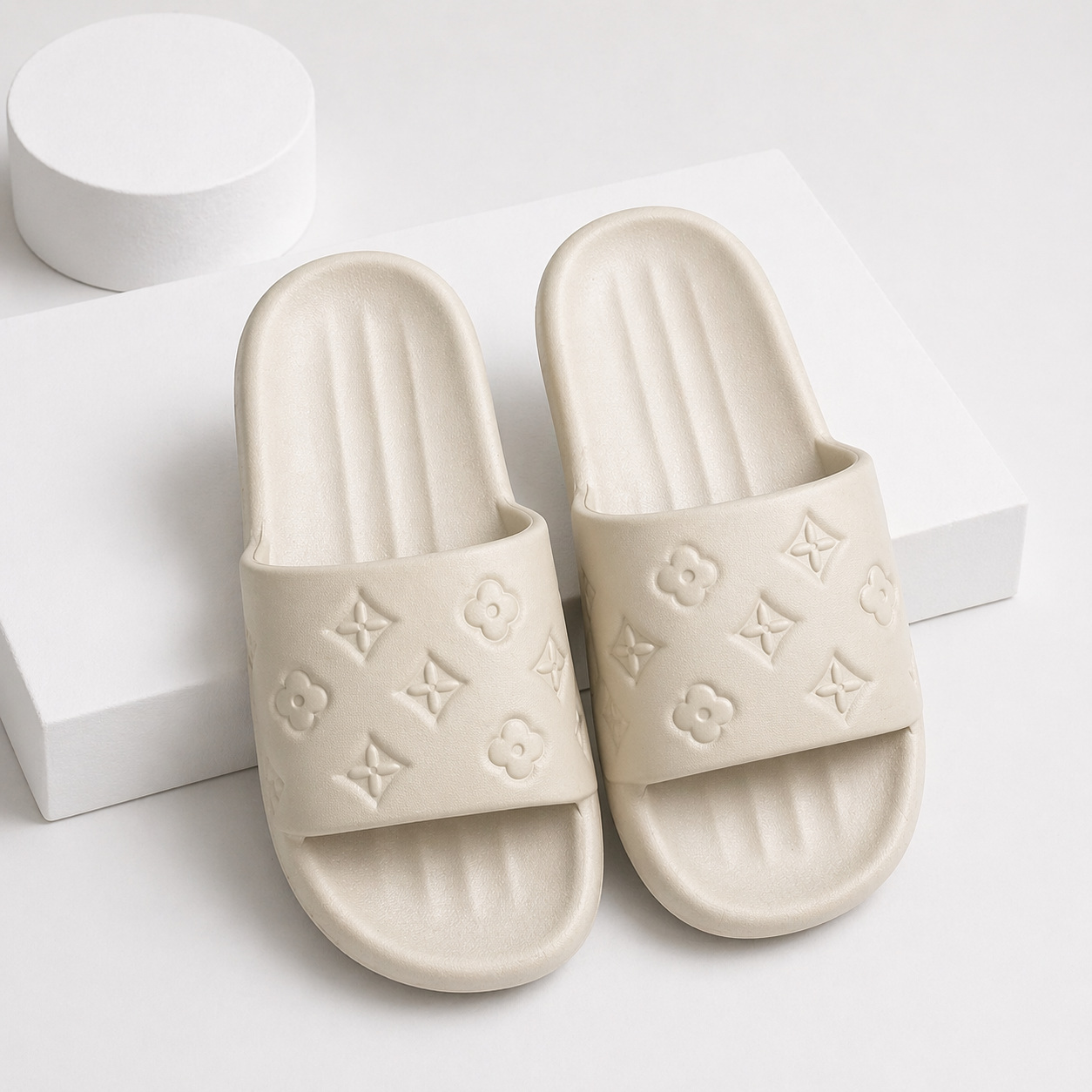 Cloud Comfort Textured Slide Slippers